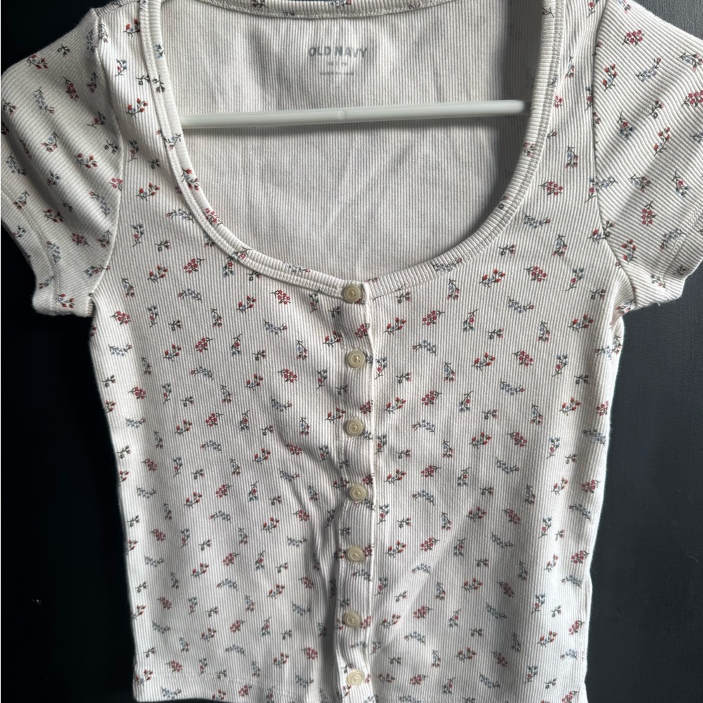 Old Navy Cream Cap Sleeve Button Down Shirt